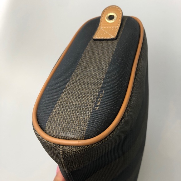 Fendi clutch/cosmetic bag - Picture 4 of 13